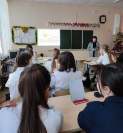 С учащимися чебоксарской школы провели беседу из цикла «Уроки целомудрия»